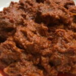 Rendang yang sarat dengan kearifan lokal